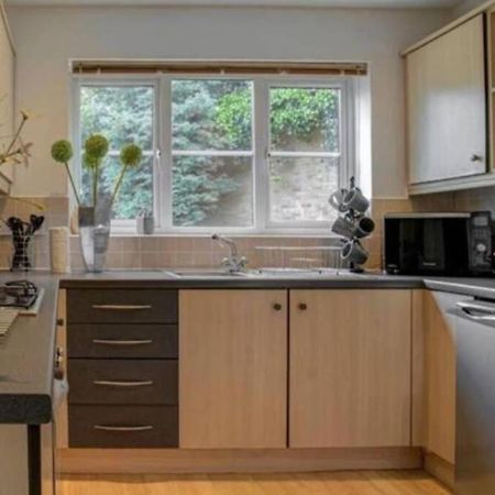 Luxury 4 Bedroom House Manchester Zewnętrze zdjęcie
